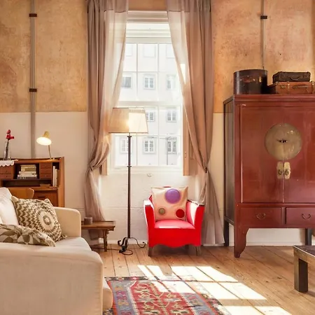 Viva Fabulous Old World