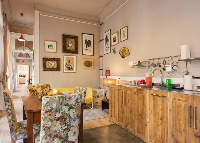 Viva Fabulous Old World Appartement *