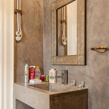 Viva Fabulous Old World アパート *